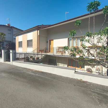 Luciana Bed & Breakfast Fano